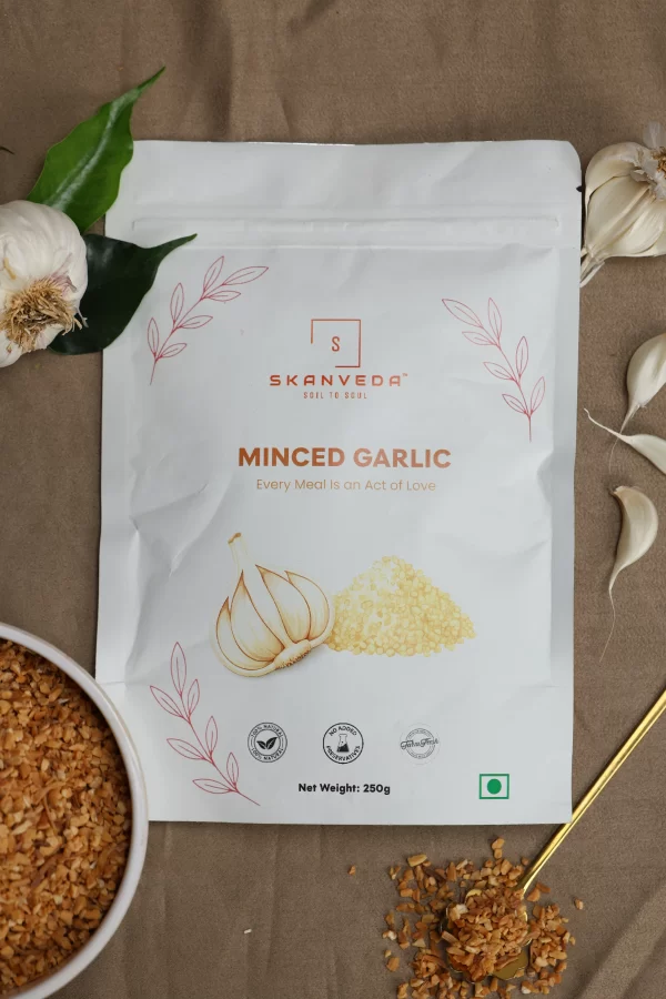 Skanveda Dehydrated Garlic Minced